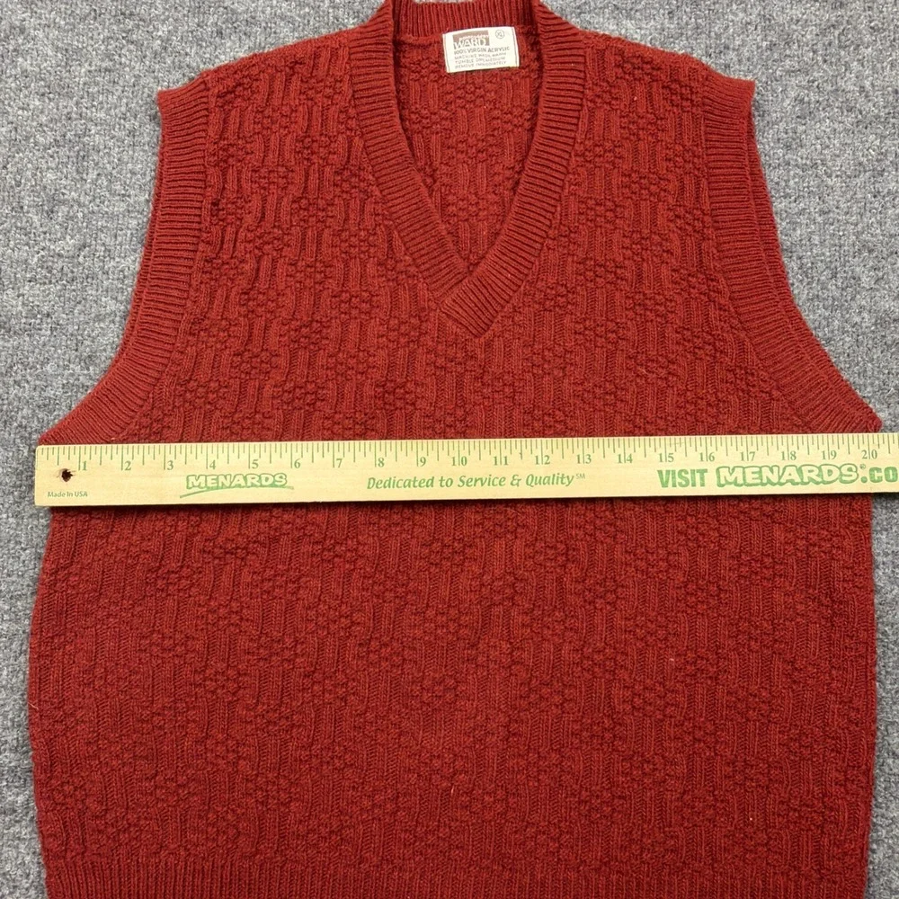 Vintage Montgomery Ward Men's‎ Burgundy Knit Sweater Vest Size XL